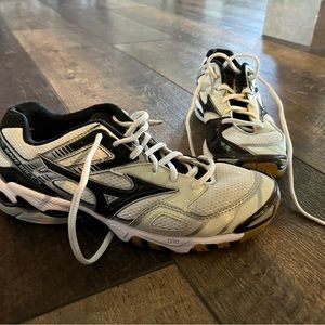 Mizuno Athletic/Volleyball Shoes